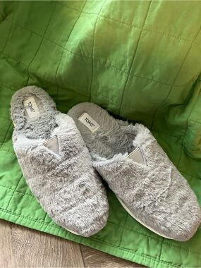 TOMS Grey Plush Slip-On Indoor Slippers